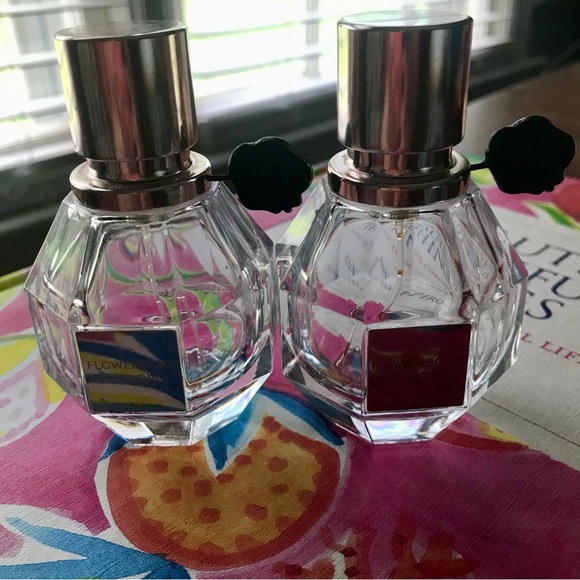 EUC 2 empty bottles of Viktor @ Rolf Flowerbomb 🌸perfume bottles. 1oz each. - Picture 3 of 3
